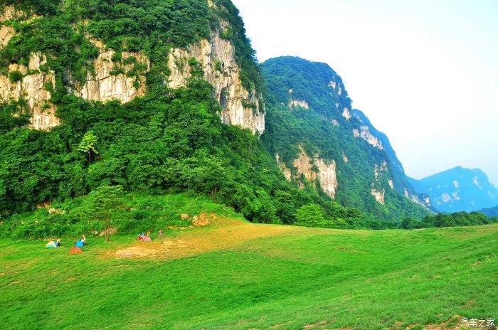 福建宁德:翰墨飘香进台企 春联纳福迎新春